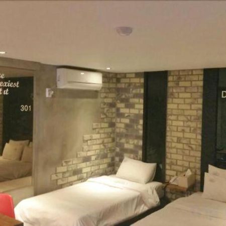 Jeonju Made Motel Εξωτερικό φωτογραφία